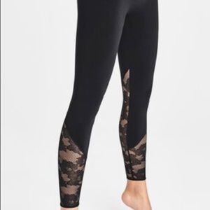 Wolford Perfect Fit Lace Leggings